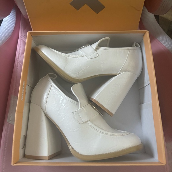 Koi Footwear Heeled Delights white platform loafers - sabrina carpenter coquette - Picture 9 of 9